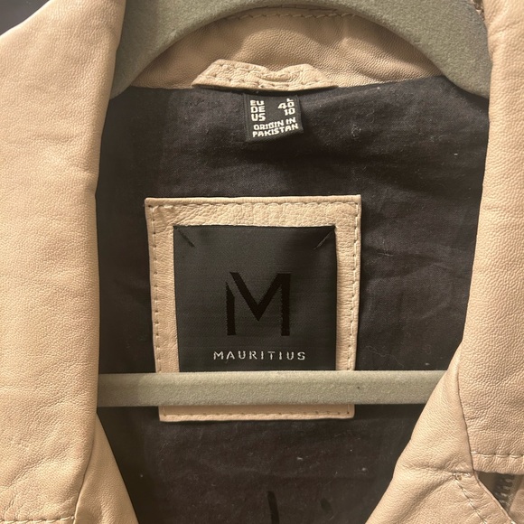 Mauritius Tan Leather Jacket with Gray Star Accents - Picture 6 of 12
